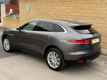 Used Jaguar F-Pace 2016 for sale - 79565514: Photo