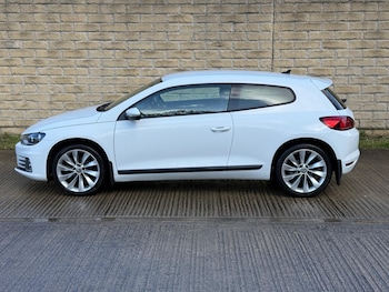 Used Volkswagen Scirocco 2015 for sale - 78934088: Photo
