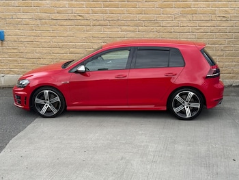 Used Volkswagen Golf 2015 for sale - 79075135: Photo