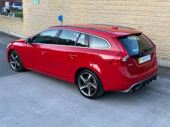 Used Volvo V60 2013 for sale - 78933517: Photo