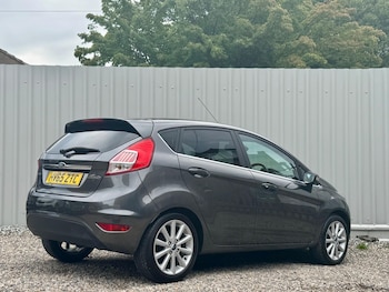 Used Ford Fiesta 2015 for sale - 79236896: Photo
