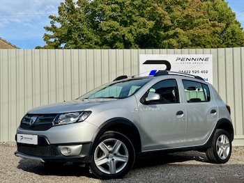 Used Dacia Sandero Stepway 2016 for sale - 79532668: Photo