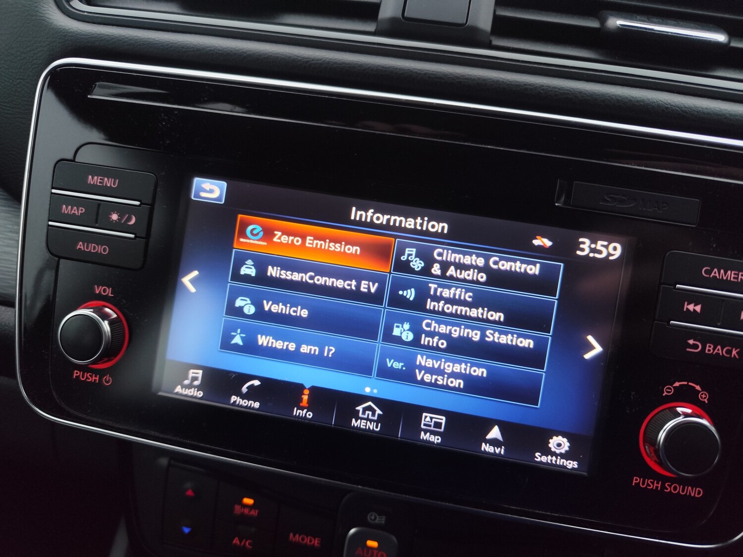 Used Nissan Leaf 2018 for sale - 77449904: Photo 25