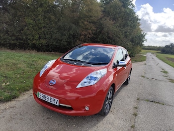 2016 (S) - 80kW Tekna 30kWh 5dr Auto