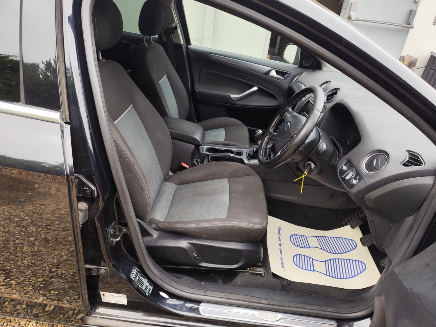 Ford Mondeo 2012 (12) - 1.6 TDCi Eco Zetec Business Edition 5dr [SS] - Image 17