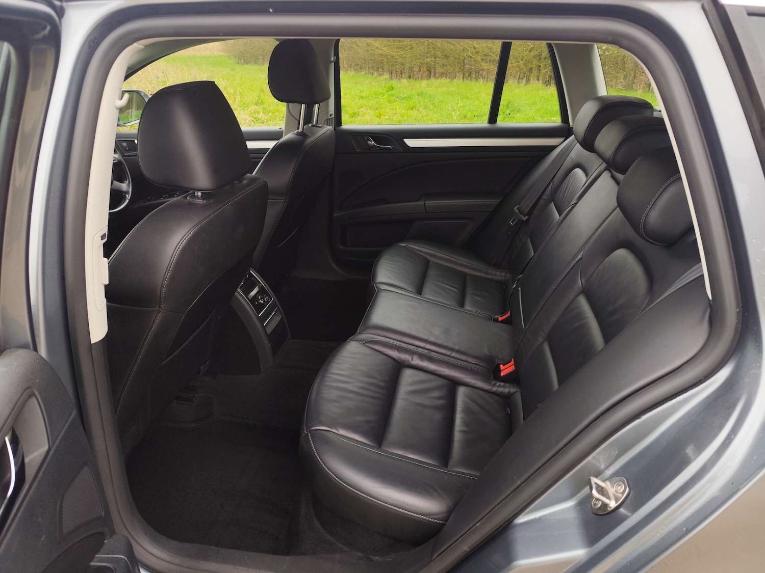 Used Skoda Superb 2012 for sale - 77801934: Photo 12