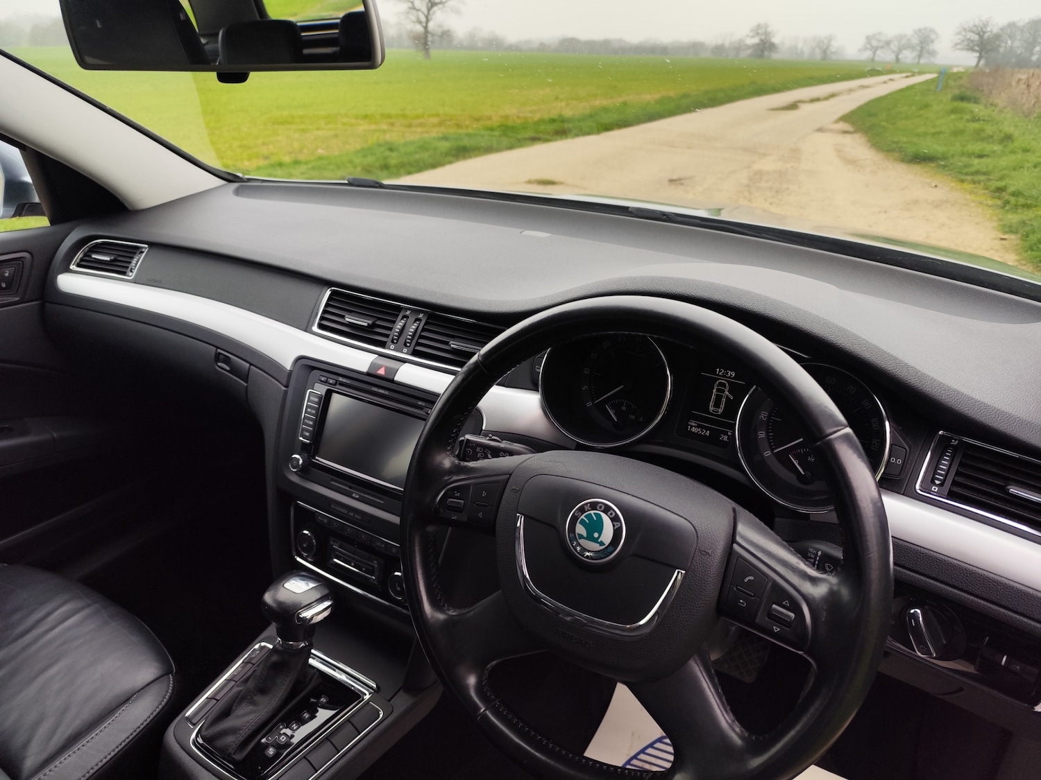 Used Skoda Superb 2012 for sale - 77801934: Photo 17