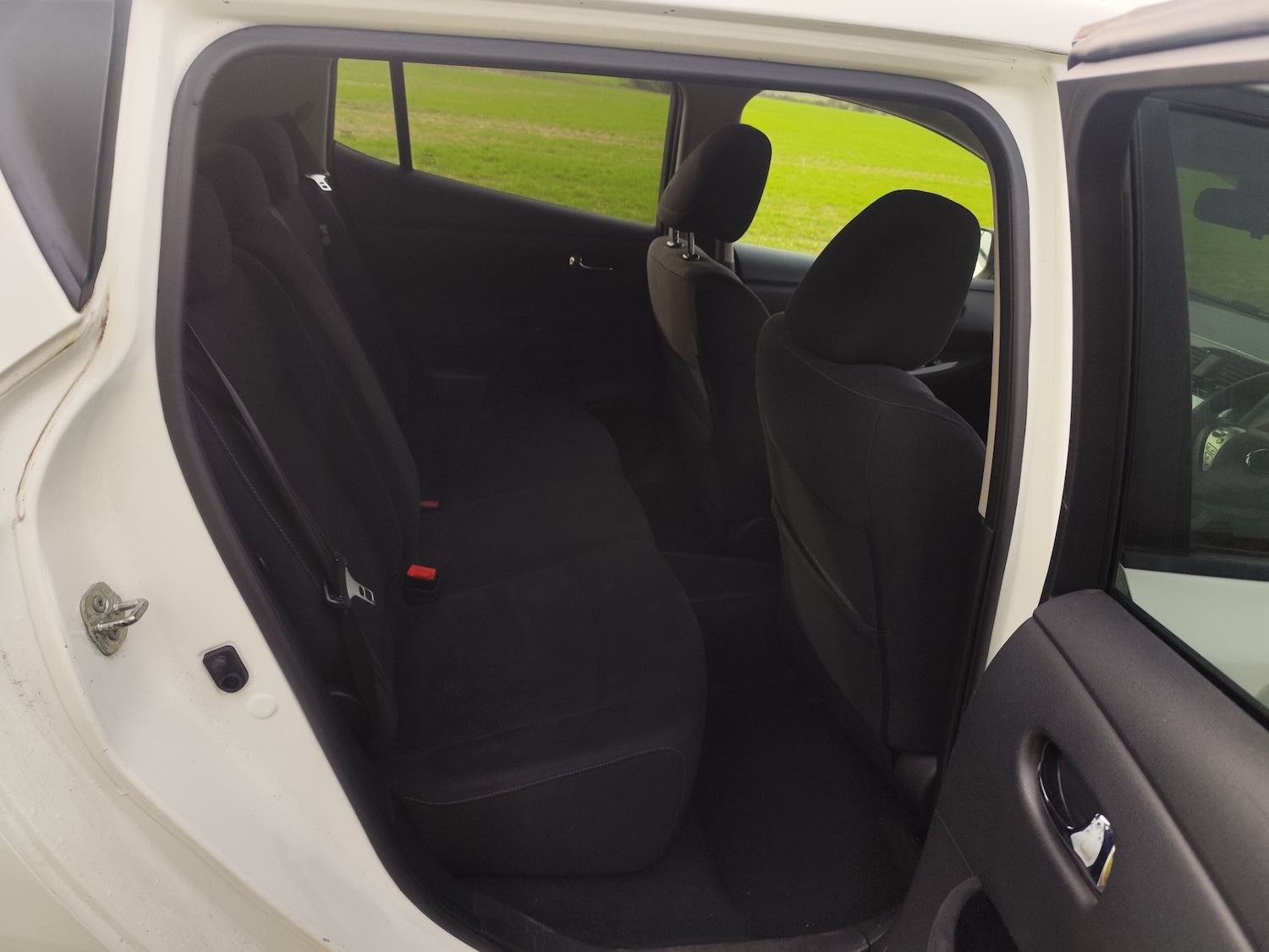 Used Nissan Leaf 2014 for sale - 77580976: Photo 15