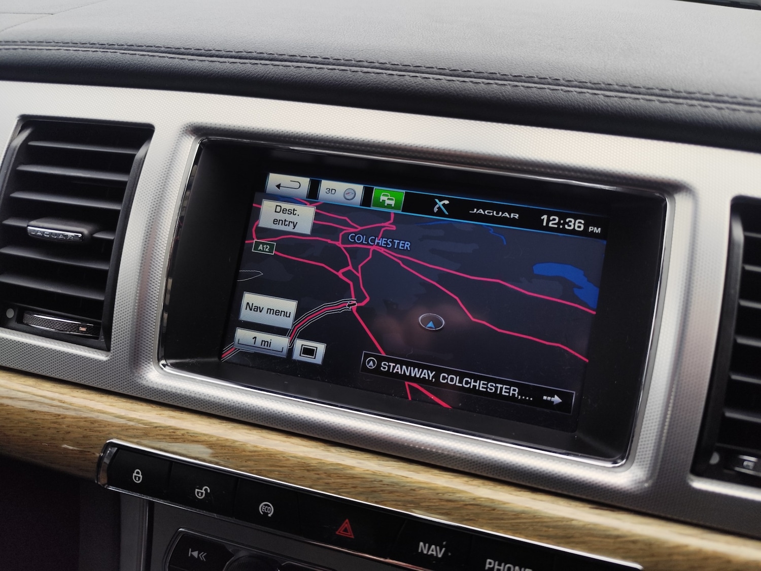 Used Jaguar XF 2014 for sale - 77531821: Photo 21