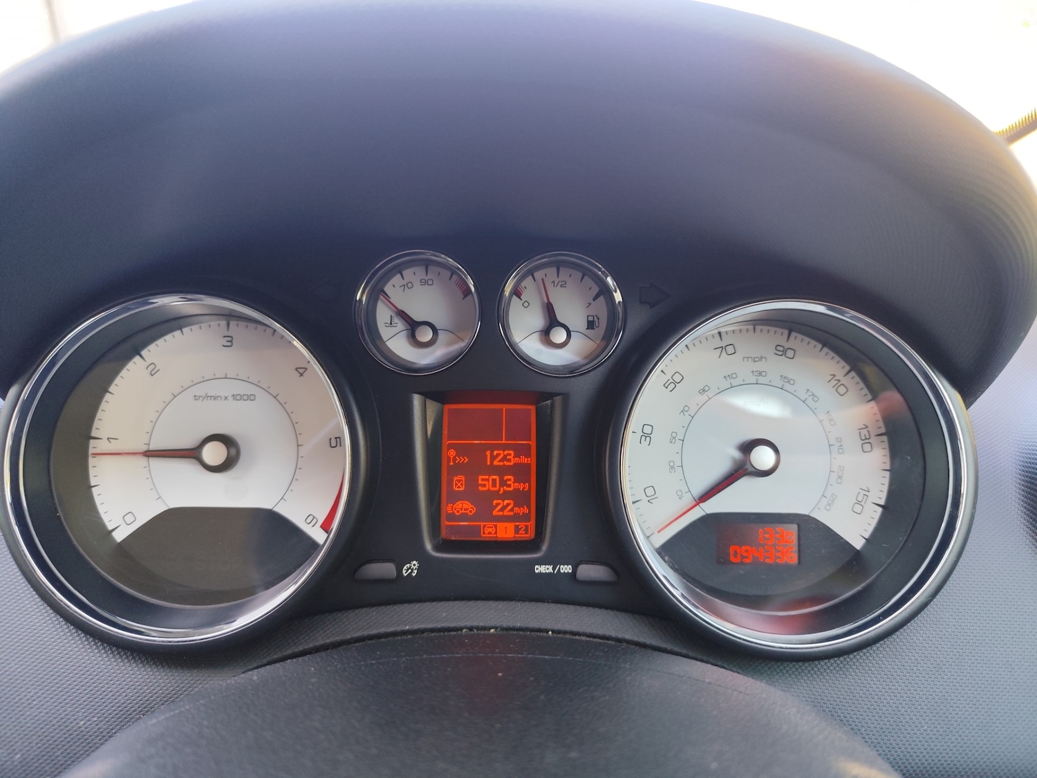 Used Peugeot 308 2011 for sale - 77932697: Photo 19