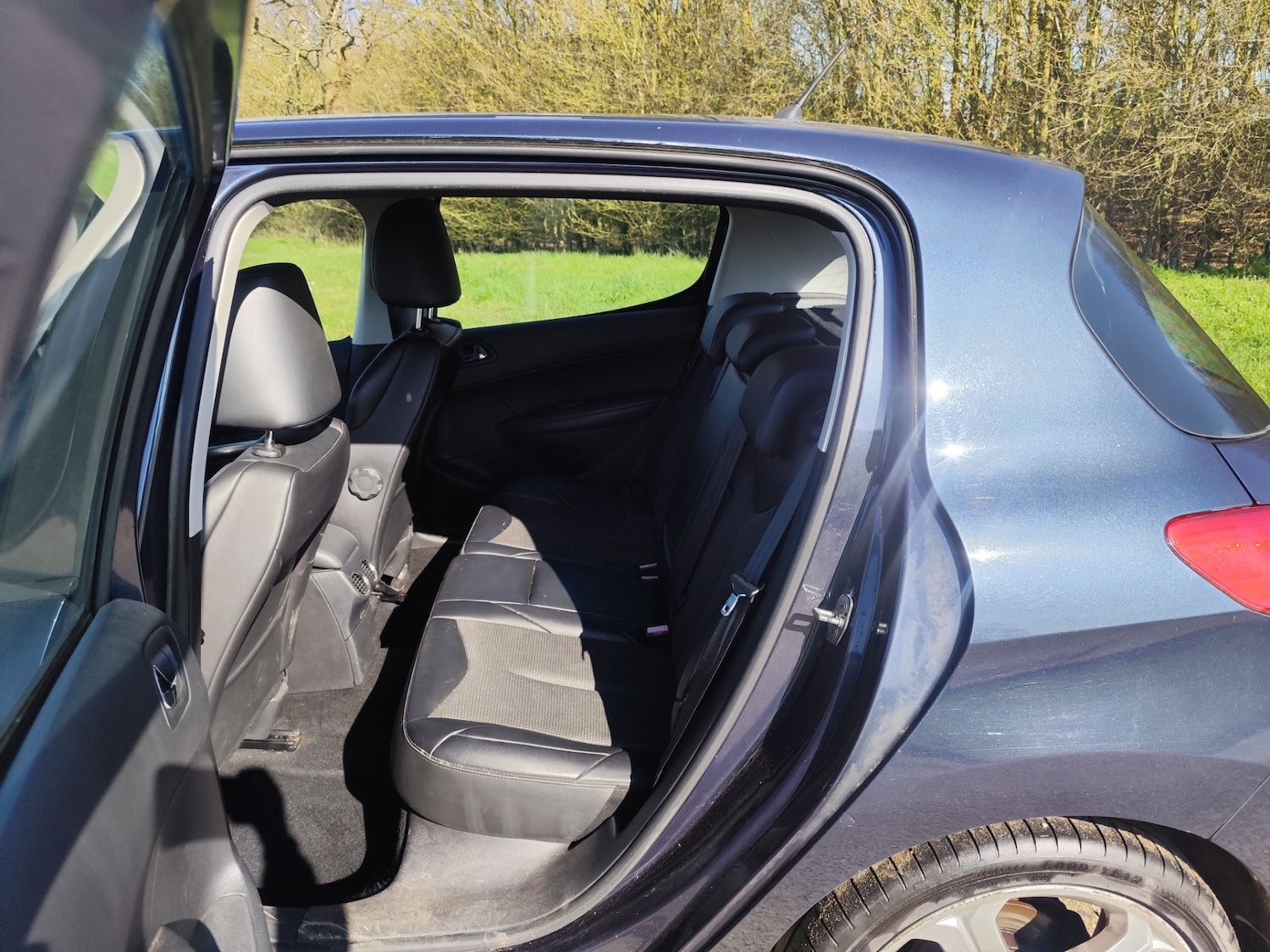 Used Peugeot 308 2011 for sale - 77932697: Photo 21