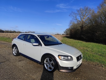 2009 (09) - 1.6 R DESIGN Sport 3dr