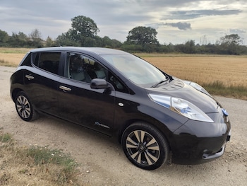 Used Nissan Leaf 2015 for sale - 79548412: Photo