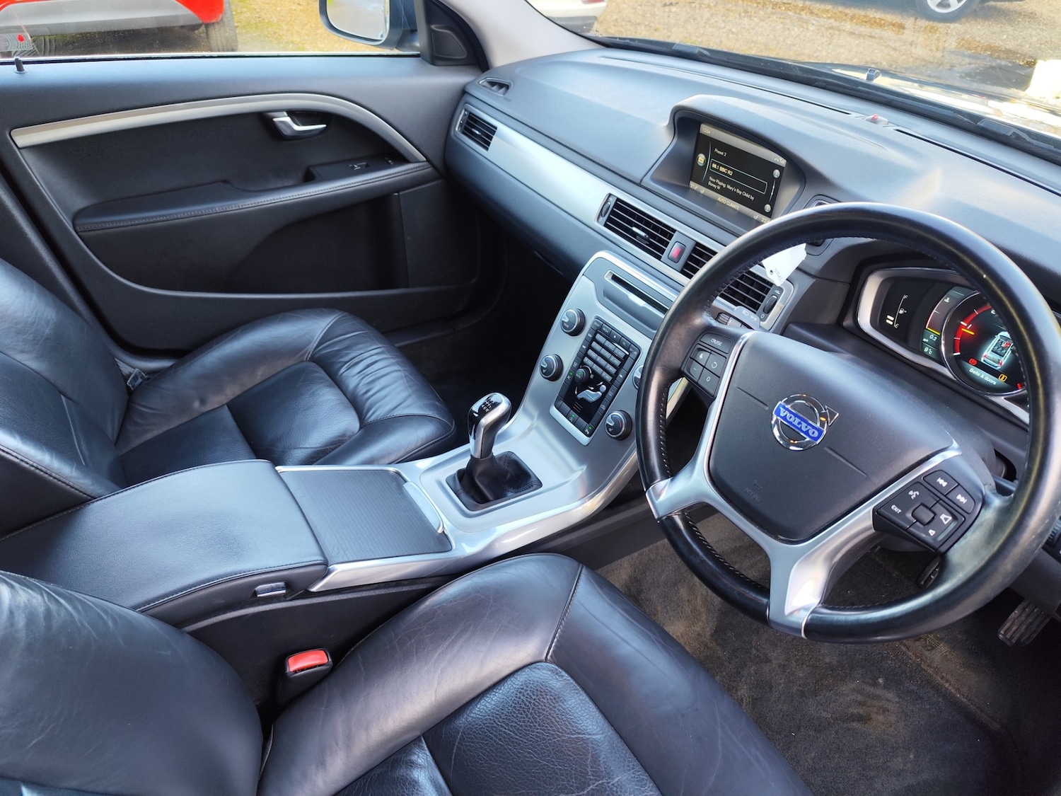 Used Volvo V70 2014 for sale - 76778078: Photo 18