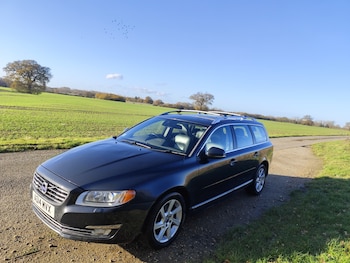 2014 (14) - D4 [181] SE Lux 5dr