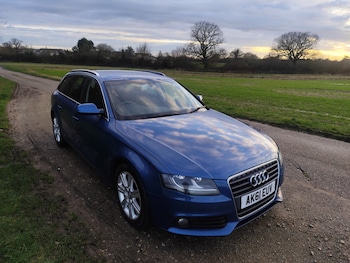 Used Audi A4 2011 for sale - 77491799: Photo