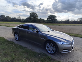 Used Jaguar XJ 2011 for sale - 75895060: Photo