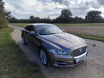 Used Jaguar XJ 2011 for sale - 75895060: Photo