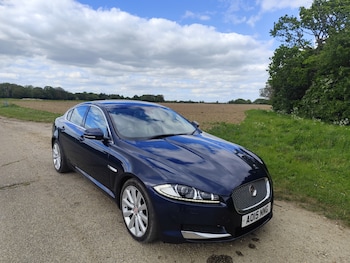 Used Jaguar XF 2015 for sale - 78552616: Photo