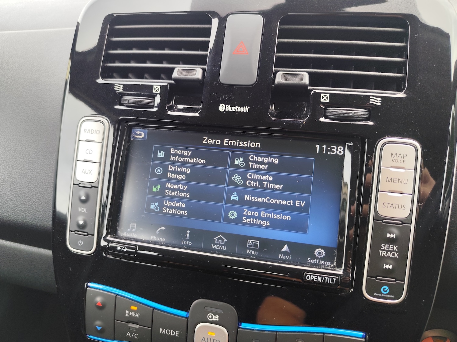 Used Nissan Leaf 2017 for sale - 76554393: Photo 22