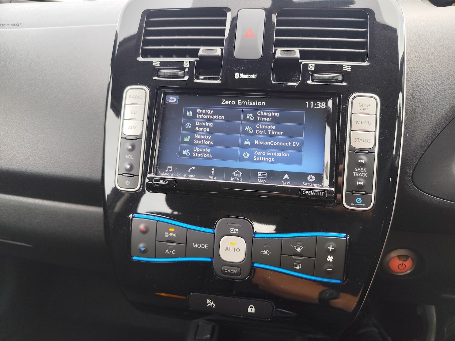 Used Nissan Leaf 2017 for sale - 76554393: Photo 23