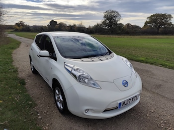 Used Nissan Leaf 2017 for sale - 76554393: Photo