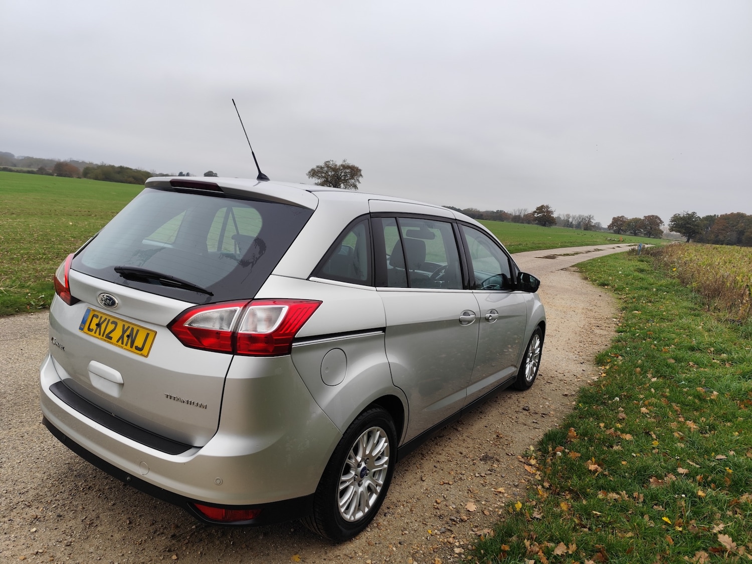 Used Ford Grand C-Max 2012 for sale - 76505143: Photo 12