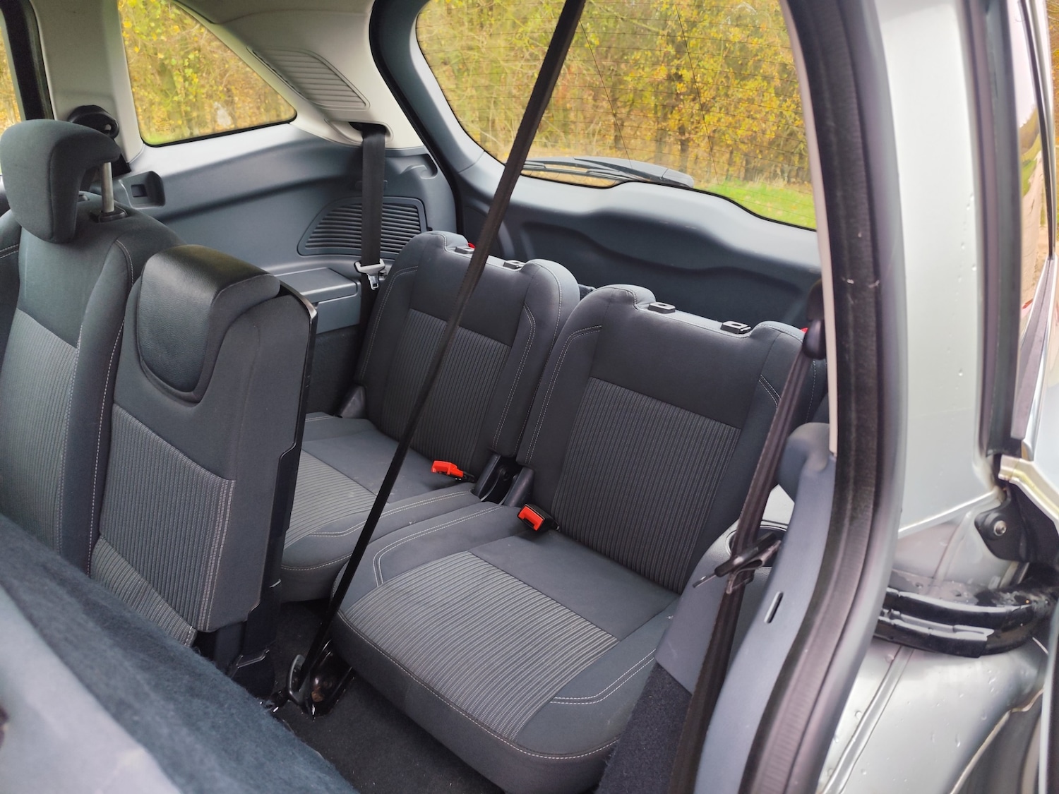 Used Ford Grand C-Max 2012 for sale - 76505143: Photo 14