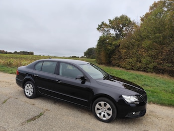 Used Skoda Superb 2013 for sale - 75983658: Photo