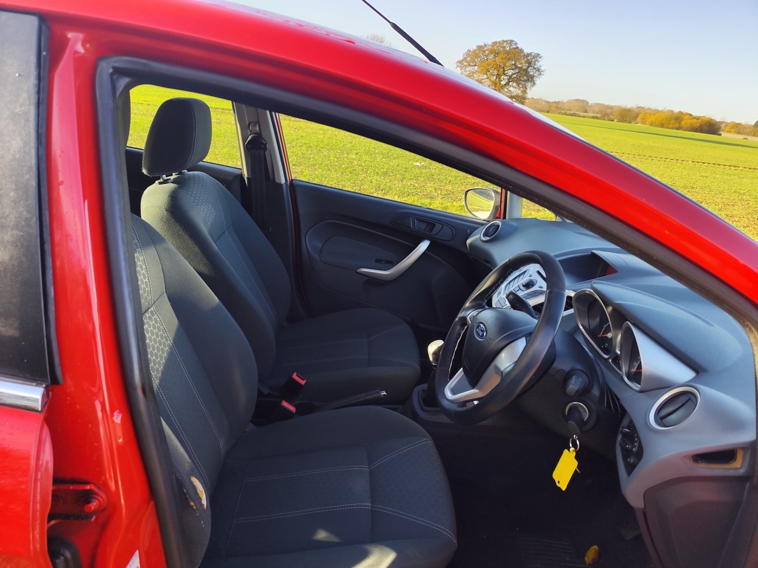 Used Ford Fiesta 2011 for sale - 76777122: Photo 18