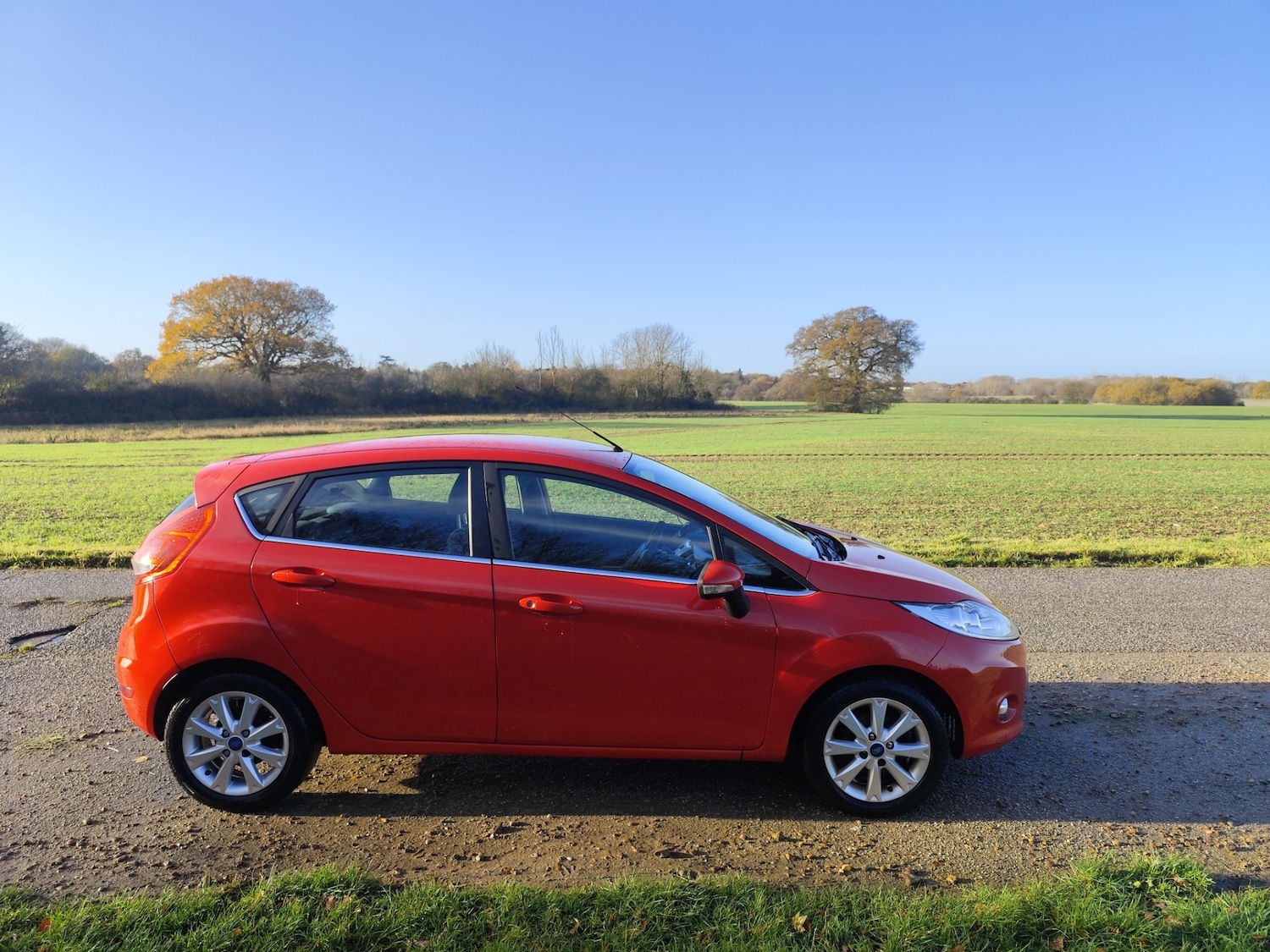 Used Ford Fiesta 2011 for sale - 76777122: Photo 2