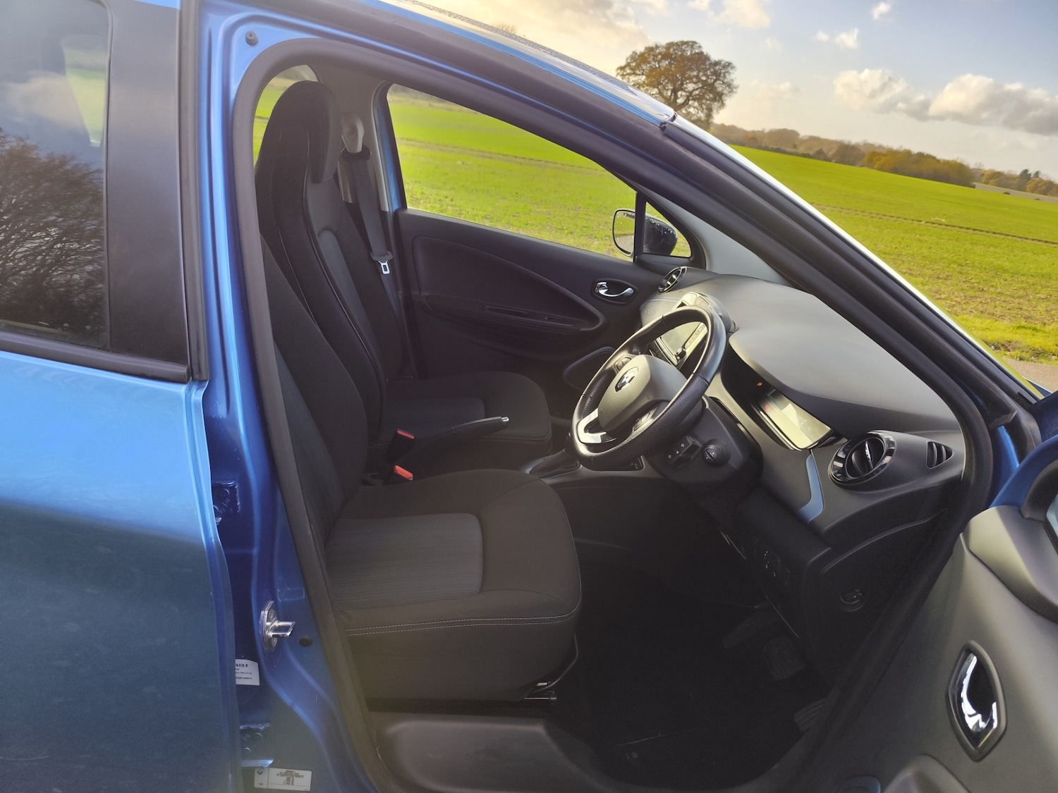 Used Renault Zoe 2018 for sale - 76738002: Photo 21