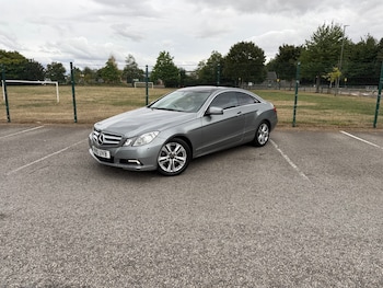 Used Mercedes-Benz E Class 2010 for sale - 79575745: Photo