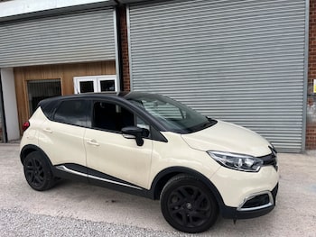Used Renault Captur 2017 for sale - 79601408: Photo
