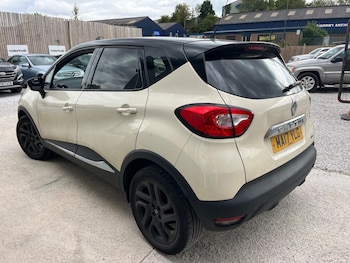 Used Renault Captur 2017 for sale - 79601408: Photo