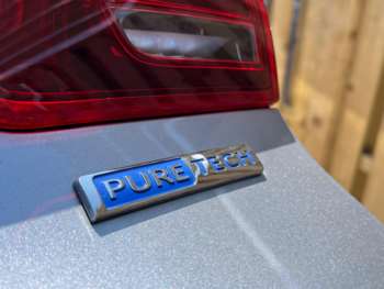 Used Peugeot 2008 2017 for sale - 74596738: Photo
