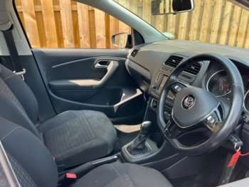 Used Volkswagen Polo 2014 for sale - 74989845: Photo