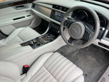 Used Jaguar XF 2016 for sale - 75014375: Photo