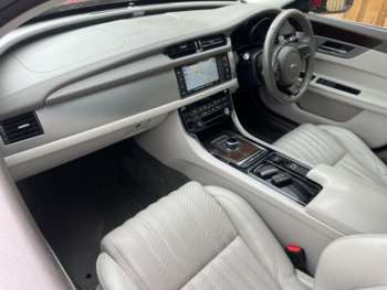 Used Jaguar XF 2016 for sale - 75014375: Photo
