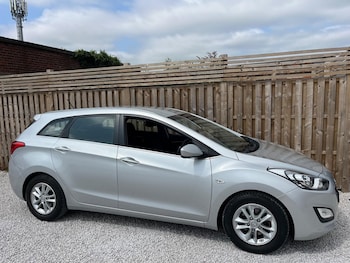 Used Hyundai i30 2016 for sale - 79256148: Photo