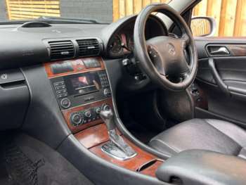 Used Mercedes-Benz C-Class 2005 for sale - 74965366: Photo