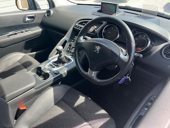 Used Peugeot 3008 2015 for sale - 79471662: Photo