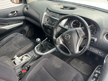 Used Nissan Navara 2016 for sale - 79553354: Photo