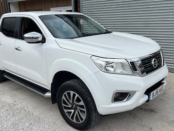 Used Nissan Navara 2016 for sale - 79553354: Photo