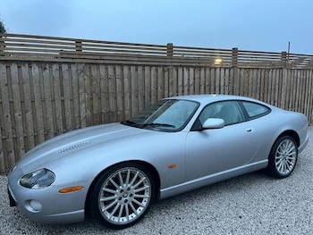 Used Jaguar XKR 2004 for sale - 79279464: Photo