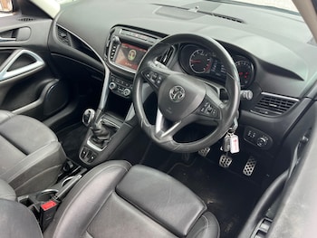 Used Vauxhall Zafira 2017 for sale - 79552960: Photo