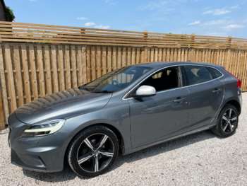 2016 (66) - D2 [120] R DESIGN 5dr