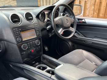 Used Mercedes-Benz M-Class 2009 for sale - 74111135: Photo