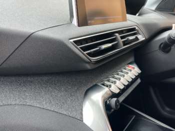 Used Peugeot 3008 2017 for sale - 74666954: Photo