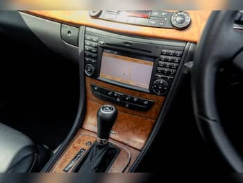 Used Mercedes-Benz CLS 2009 for sale - 79717262: Photo